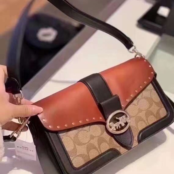 Coach Georgie Shoulder Bag In Colorblock Signature Canvas With Rivets - Picture 3 of 16
